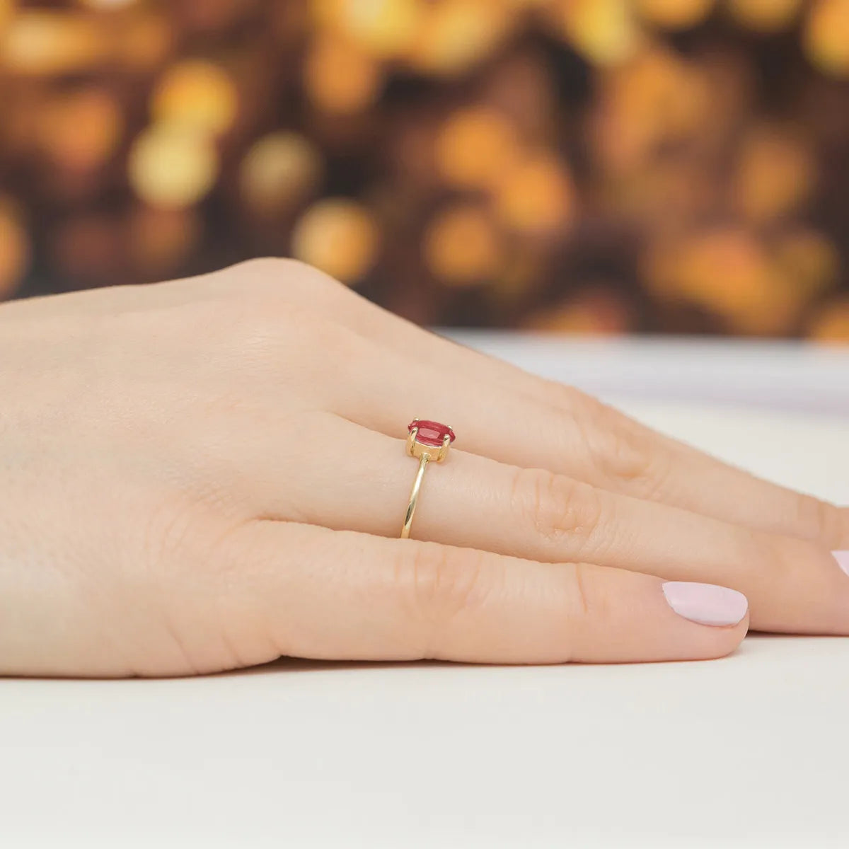 zlatý-prsteň-s-0-60ct-rubínom-p130-585-r0-60