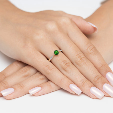 14k-gold-ring-with-green-zirconia-p167-585-z