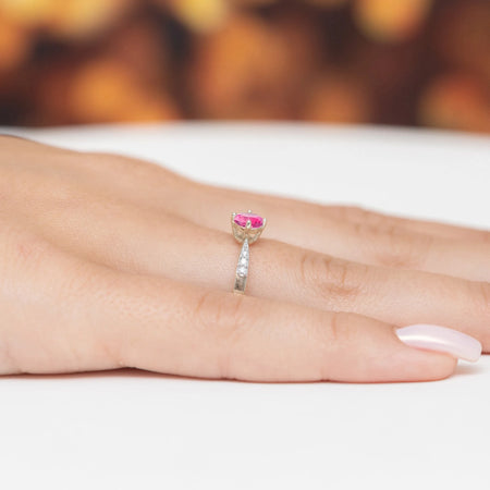 gold-ring-with-0-50ct-pink-topaz-and-0-068ct-diamonds-p167-585-rt0-60