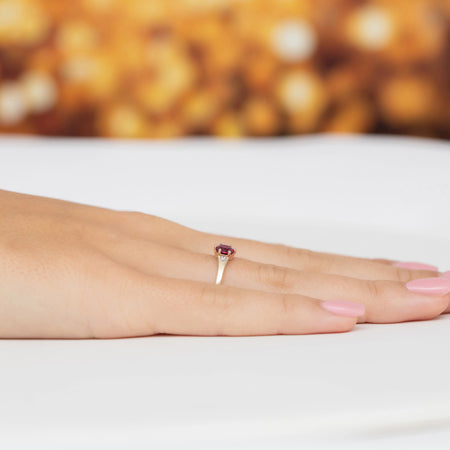 14k-gold-ring-with-red-zirconia-p177-585-c