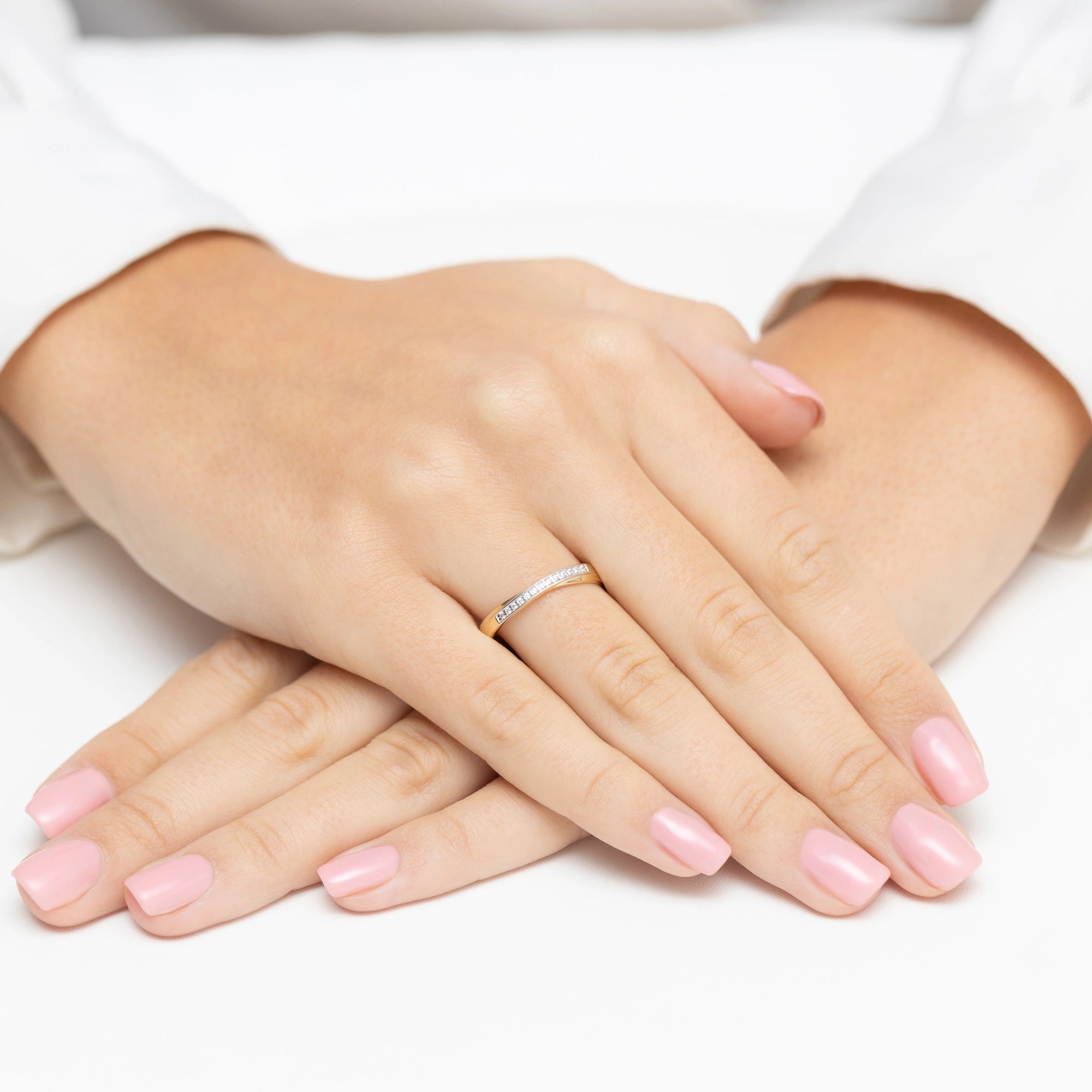 14k-gold-ring-set-with-zirconia-p184-585-b