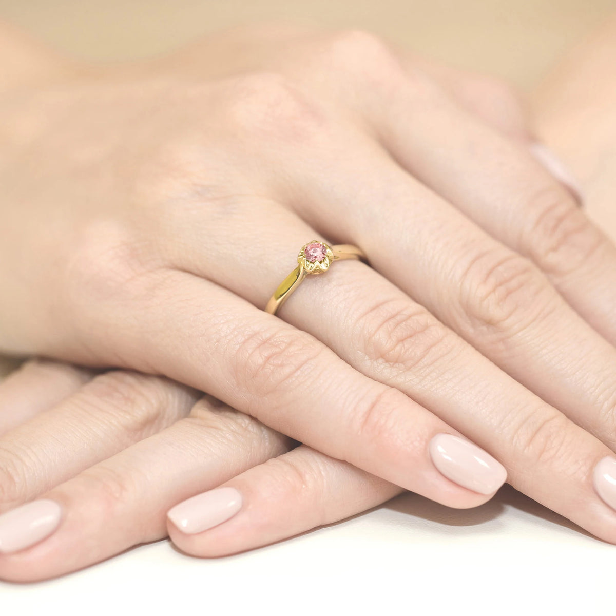 Yellow Gold engagement ring with Round 0.15 ct Lab-grown Diamond - GREMARI fine jewelry