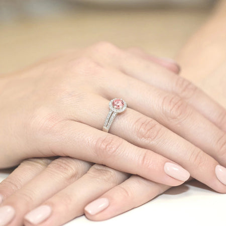 White Gold engagement ring with Round 0.50 ct Central and 0.20 ct Sideline Lab-grown Diamonds - GREMARI fine jewelry