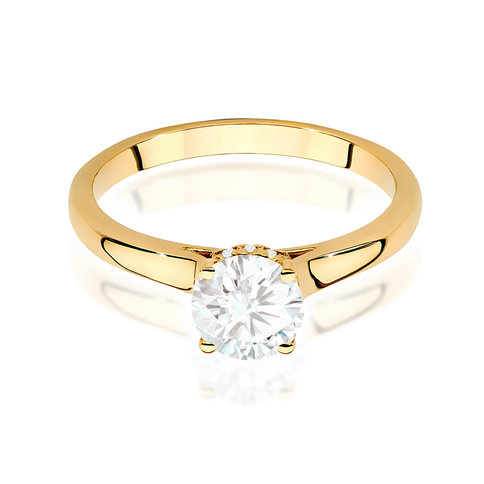 Yellow Gold Ring with Round 0,70ct Central and 0,06ct Sideline Lab-grown Diamonds
