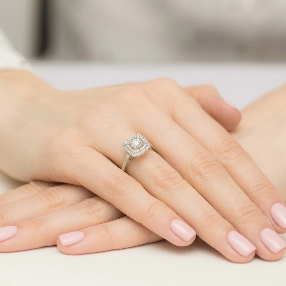 Prsteň z bieleho zlata s lab-grown diamantom 0,40 ct Round/Brilliant a 56 × 0,005 ct lab-grown diamantmi