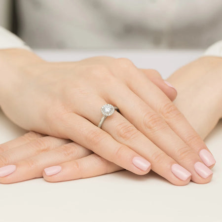 White Gold engagement ring with Round 0.70 ct Central and 0.138 ct Sideline Lab-grown Diamonds - GREMARI fine jewelry