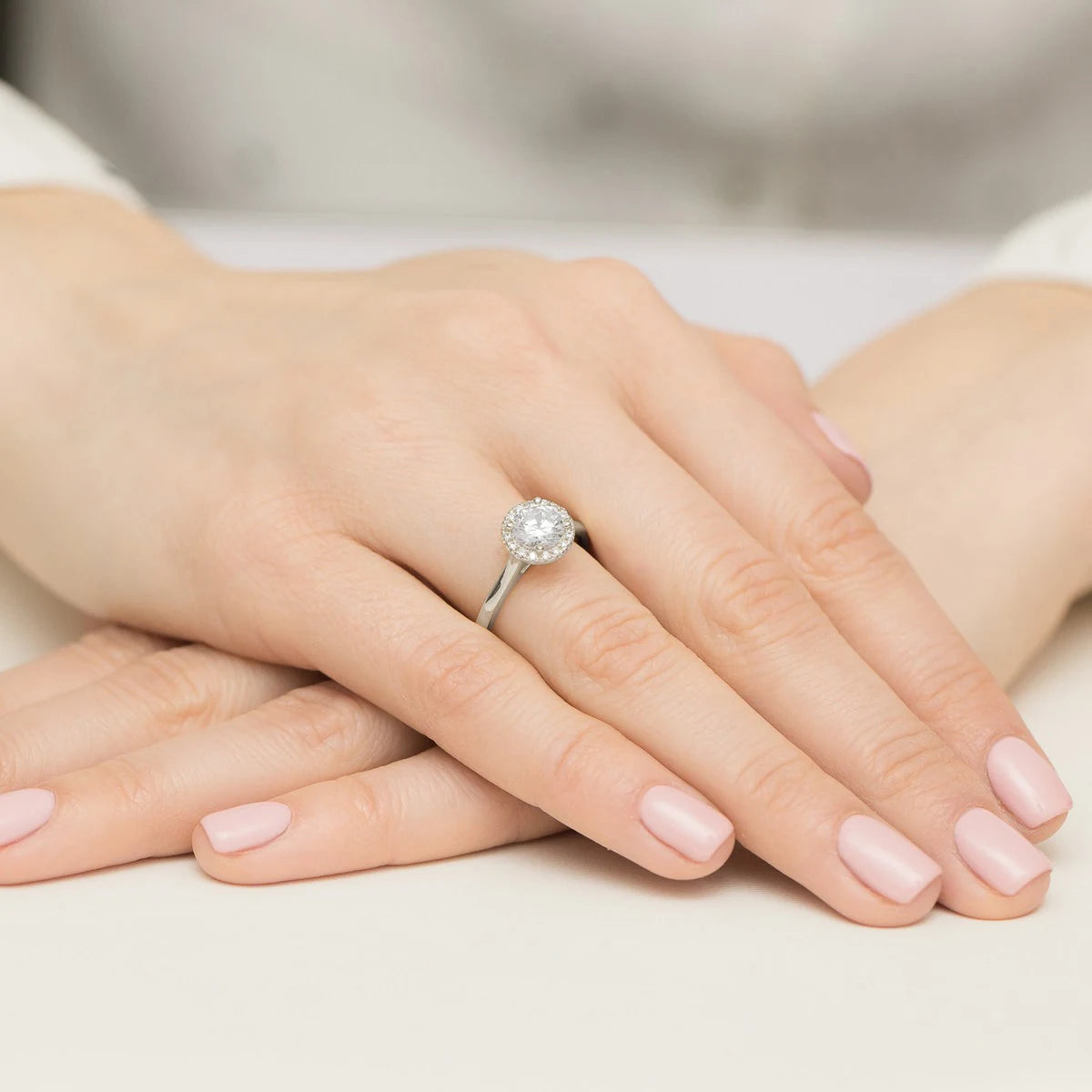 White Gold engagement ring with Round 1.00 ct Central and 0.138 ct Sideline Lab-grown Diamonds - GREMARI fine jewelry