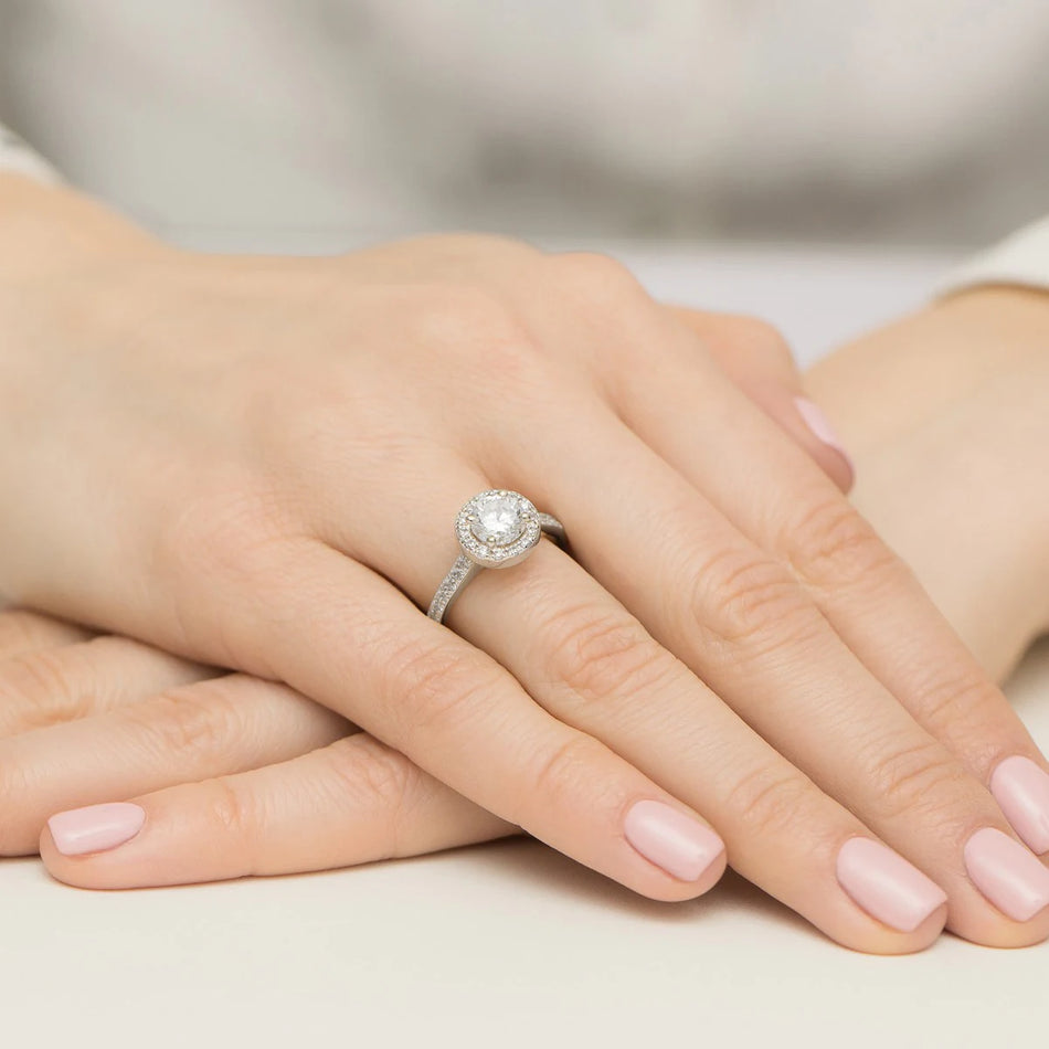White Gold engagement ring with Round 1.00 ct Central and 0.377 ct Sideline Lab-grown Diamonds - GREMARI fine jewelry