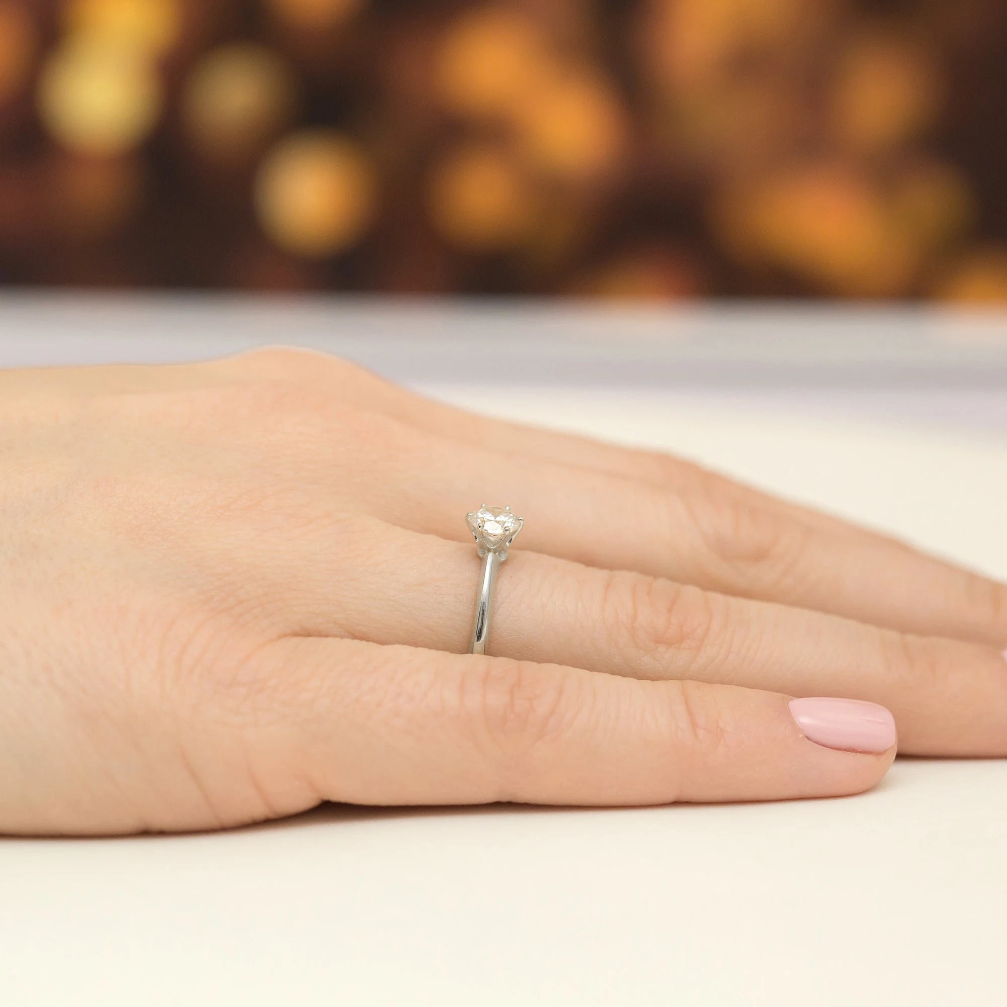GREMARI White Gold engagement ring with Round 0.50 ct Lab-grown Diamond