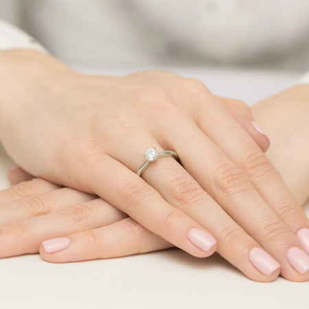 White Gold engagement ring with Round 0.70 ct Lab-grown Diamond - GREMARI fine jewelry