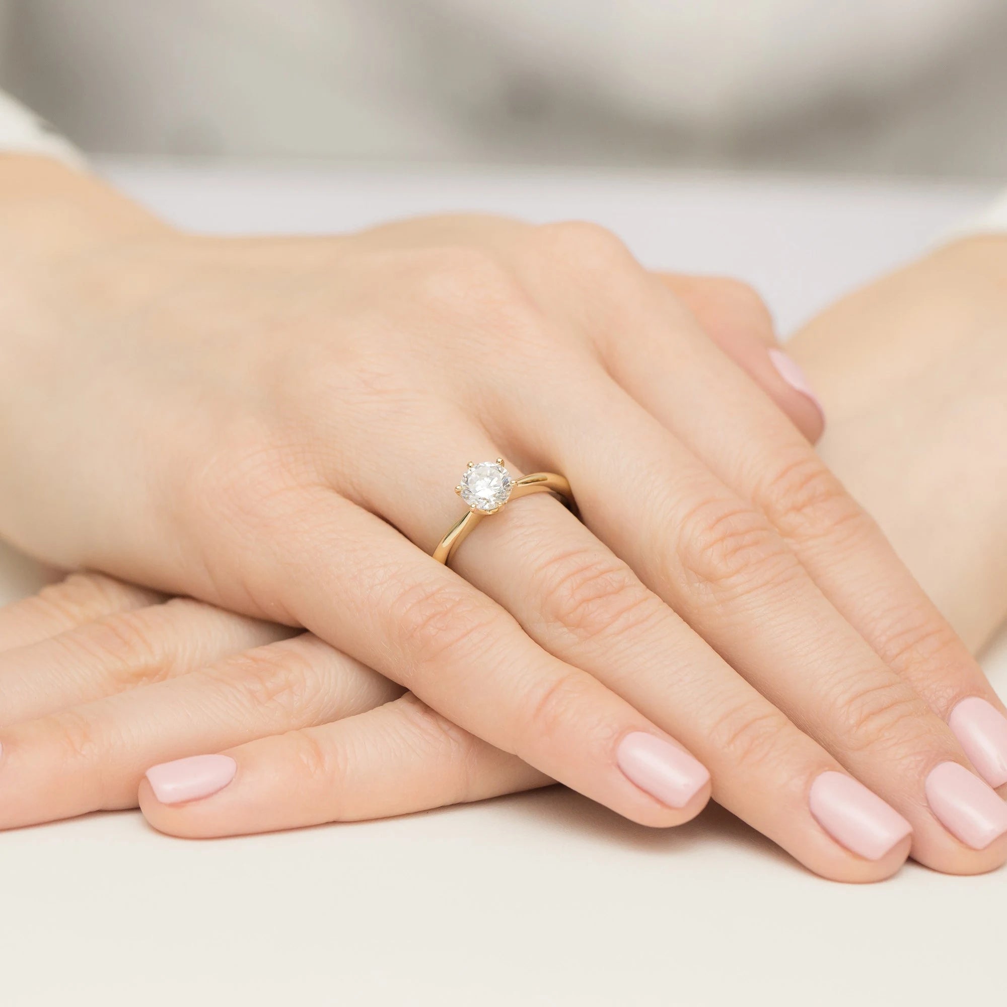 Yellow Gold engagement ring with Round 1.00 ct Lab-grown Diamond - GREMARI fine jewelry