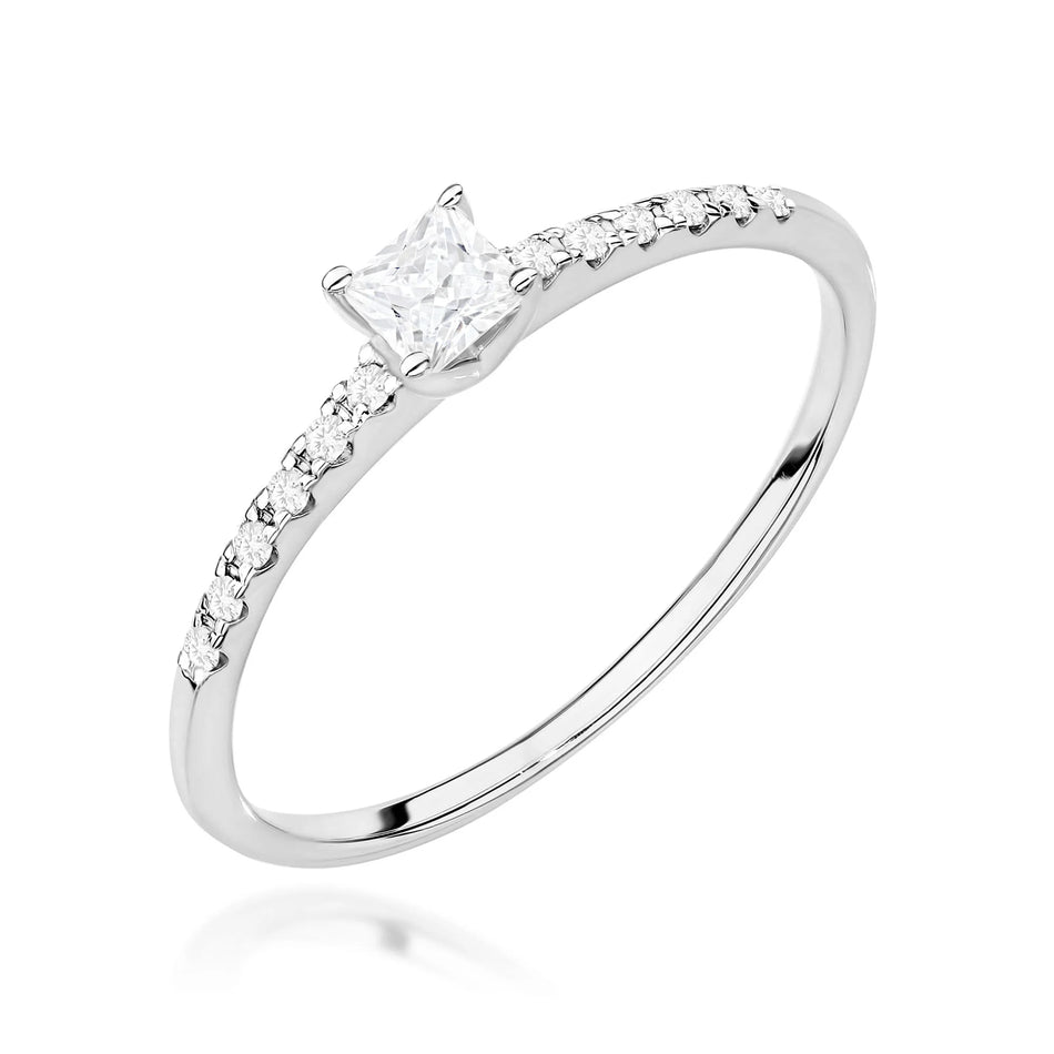 GREMARI White Gold engagement ring with Princess 0.15 ct Central and 0.06 ct Sideline Lab-grown Diamonds