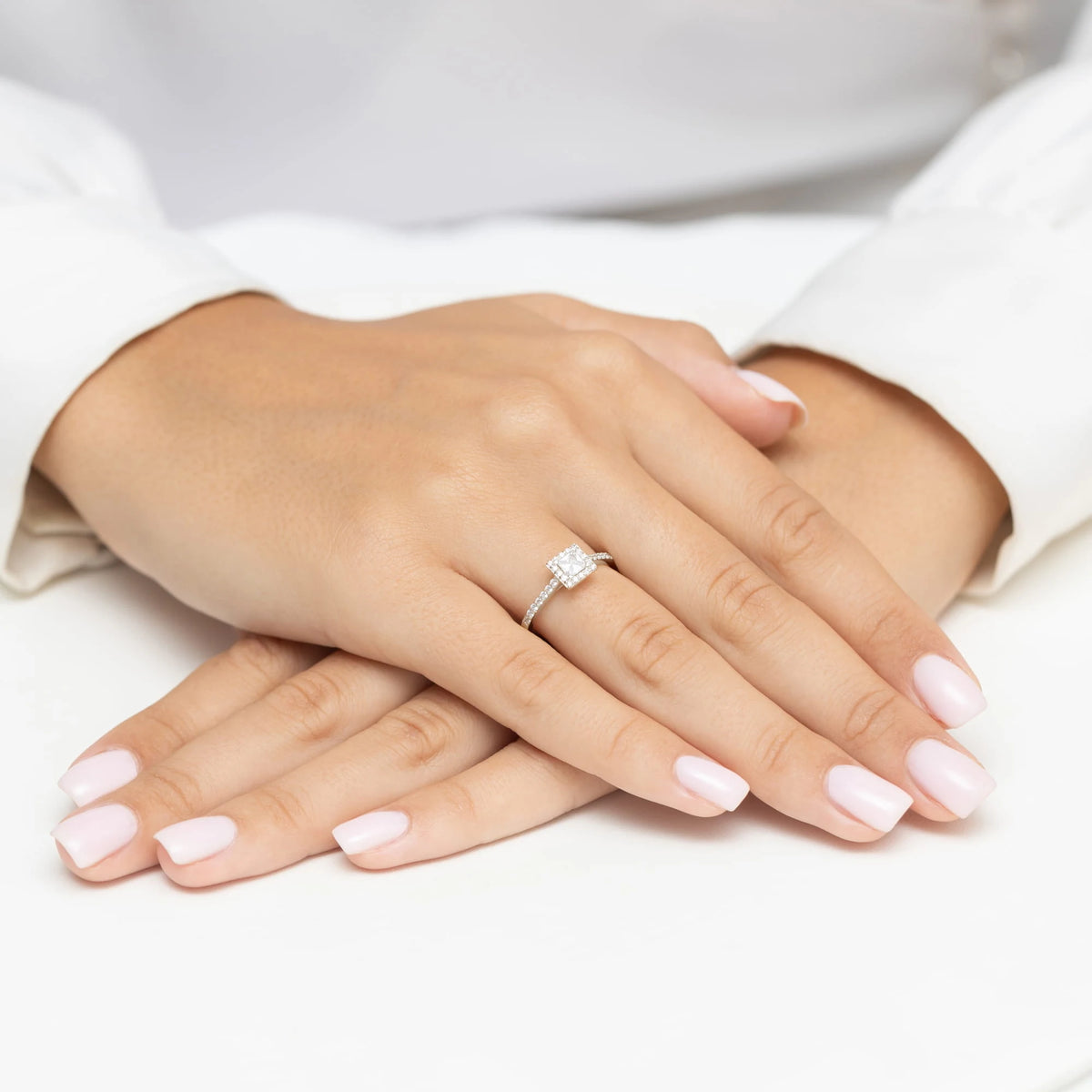White Gold engagement ring with Princess 0.30 ct Central and 0.20 ct Sideline Lab-grown Diamonds - GREMARI fine jewelry