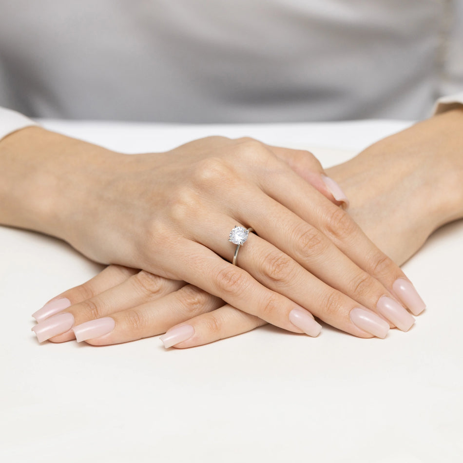 Prsteň z bieleho zlata s okrúhlym lab-grown diamantom 2,00 ct