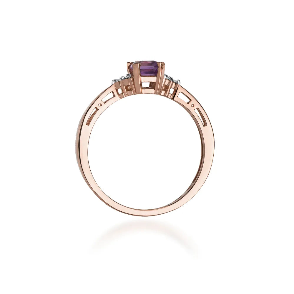 gold-ring-with-0-50ct-amethyst-and-diamonds-w0002-amv-01