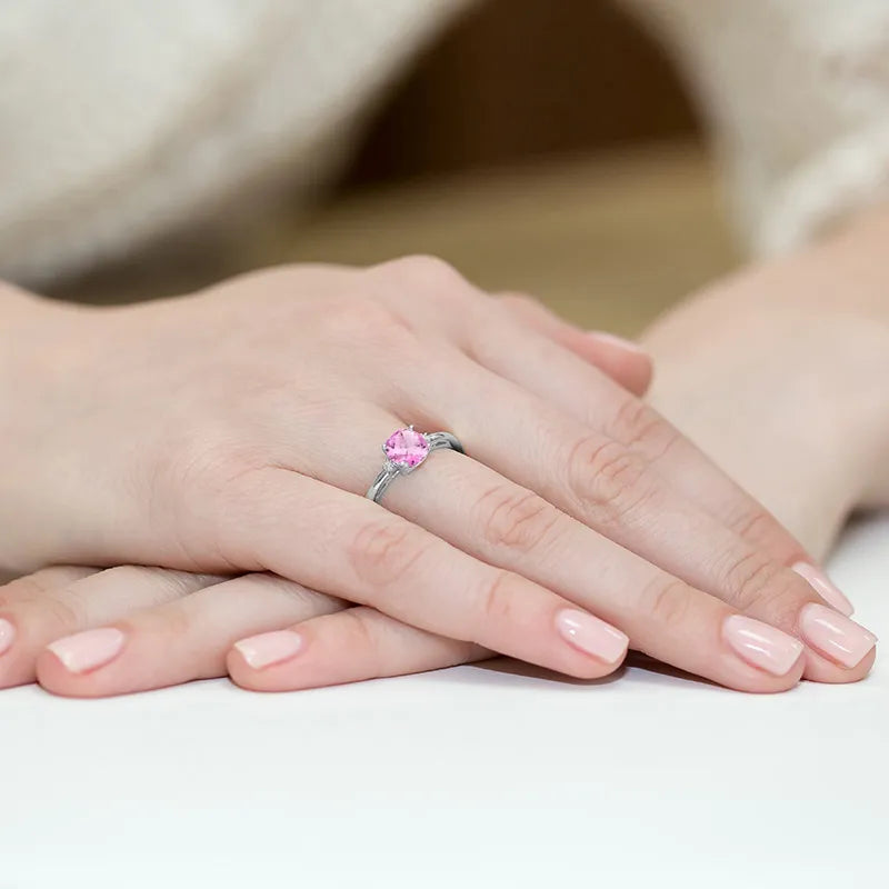 zlatý prsteň s 1,10 ct ružovým topásom a diamantmi w0003-top-01