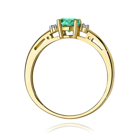 gold-ring-with-0-50ct-emerald-and-diamonds-w0010-emg-01