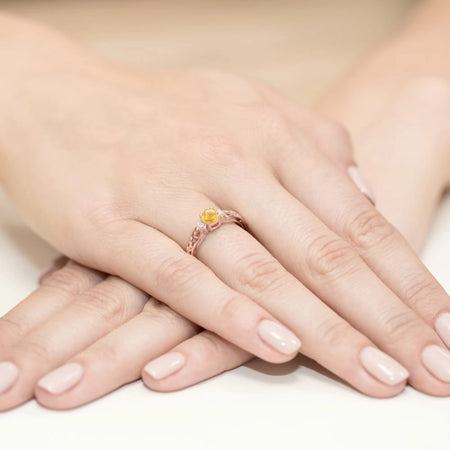 gold-ring-with-0-50ct-citrin-and-0-02ct-diamonds-w0014-ciy-01