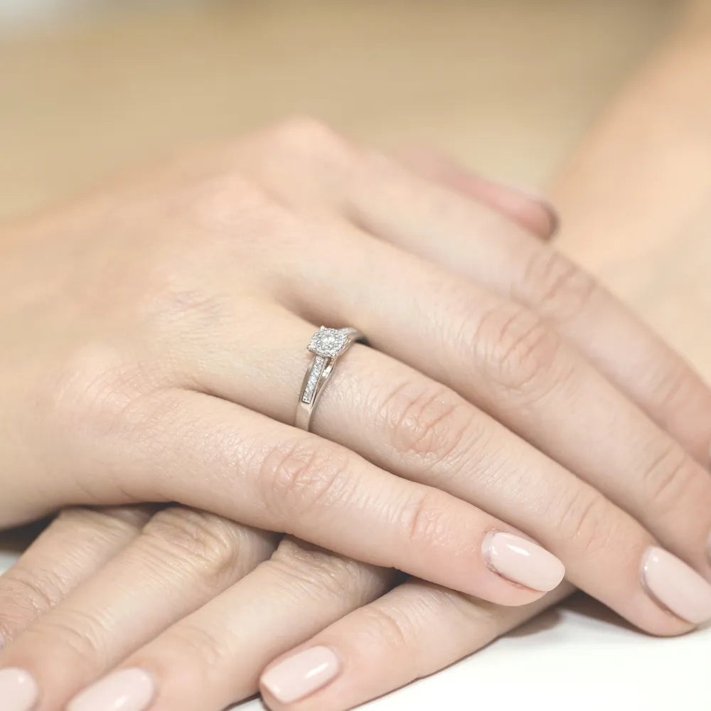 zlatý prsteň s diamantmi 0,04 ct a 0,09 ct w0034-diw-01