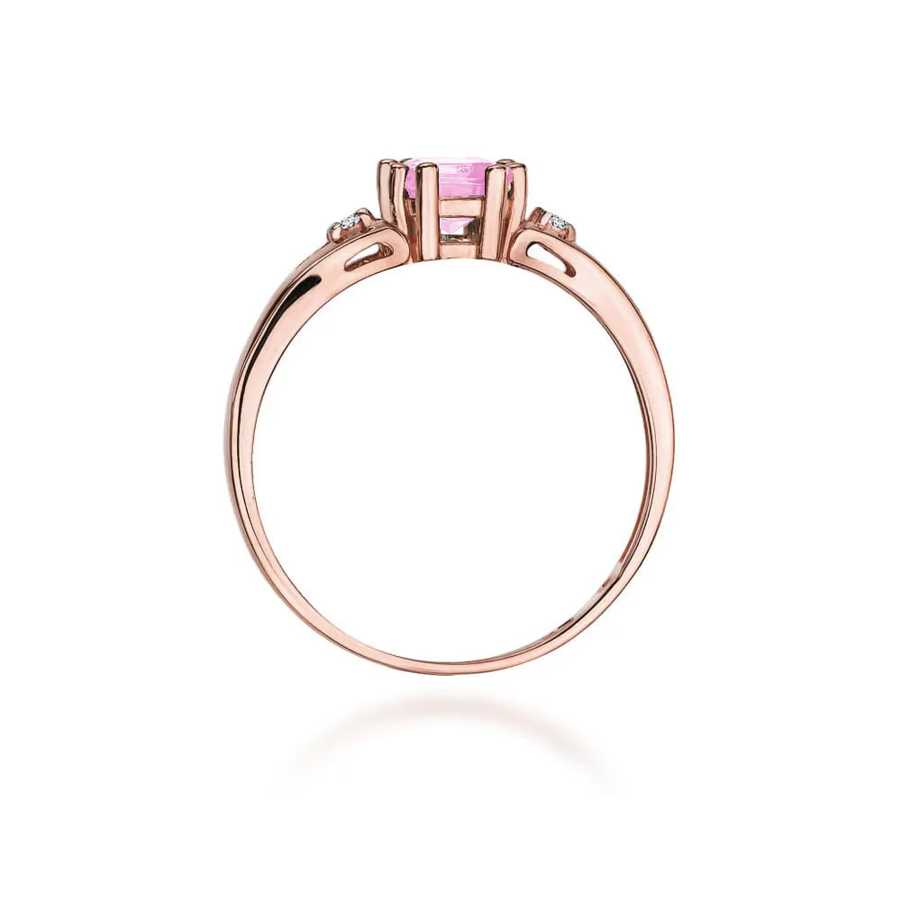 gold-ring-with-0-65ct-pink-topaz-and-0-029ct-diamonds-w0044-top-01
