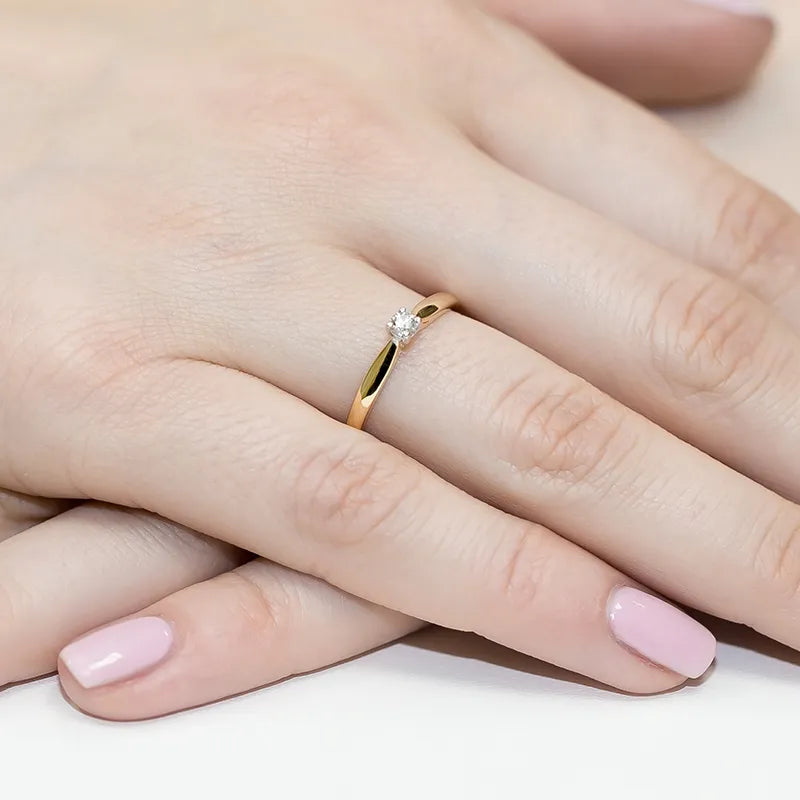zlatý-prsteň-s-diamantom-0-10ct-w0045-diw-01