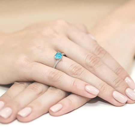 zlatý prsteň s 1,20 ct topásom a 0,06 ct diamantmi w0050-tob-01