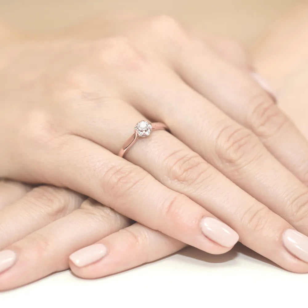 gold-ring-with-0-15ct-diamond-w0062-diw-01