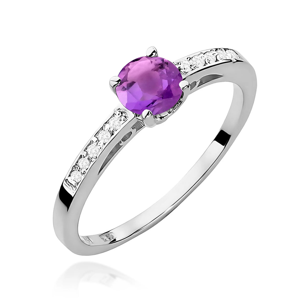 Prsteň z bieleho 14k zlata s diamantmi na ramenách prsteňa s ametystom 0,50 ct a diamantmi 0,05 ct