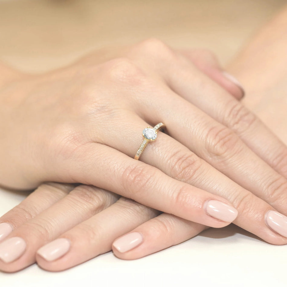 gold-ring-with-0-40ct-lab-diamond-and-0-05ct-diamonds-w0067-ldw-01