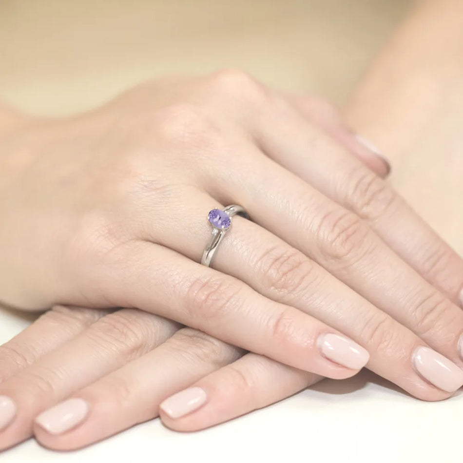 zlatý prsteň s 0,40 ct tanzanitom a 0,029 ct diamantmi w0068-tap-01