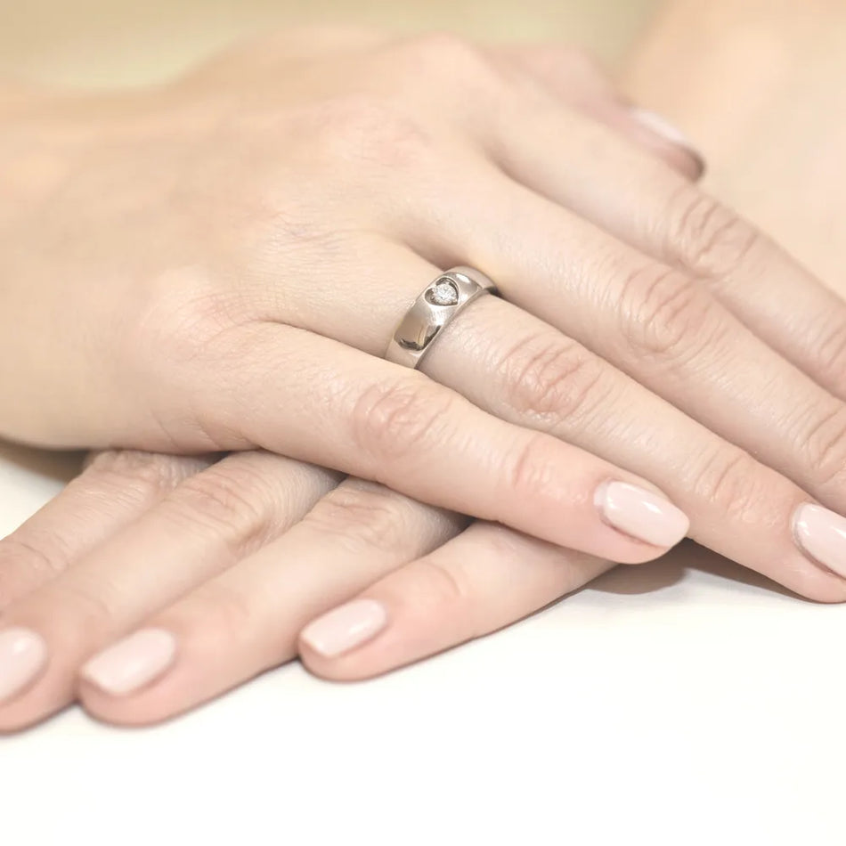 zlatý-prsteň-s-diamantom-0-10ct-w0071-diw-01