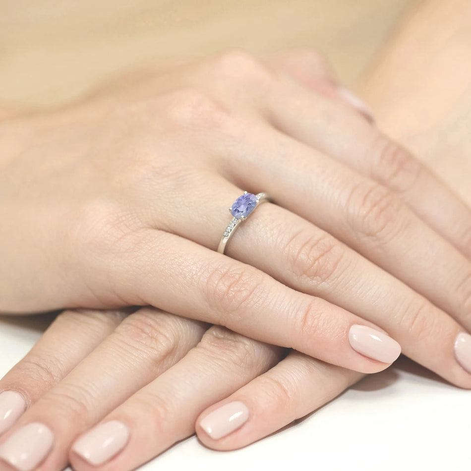 zlatý prsteň s 0,40 ct tanzanitom a 0,03 ct diamantmi w0077-tap-01