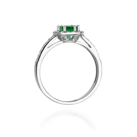 gold-ring-with-0-50ct-emerald-and-0-20ct-diamonds-w0087-emg-01