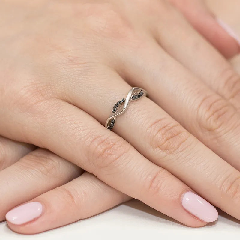 zlatý prsteň s 0,07 ct čiernymi diamantmi w0096-dib-01
