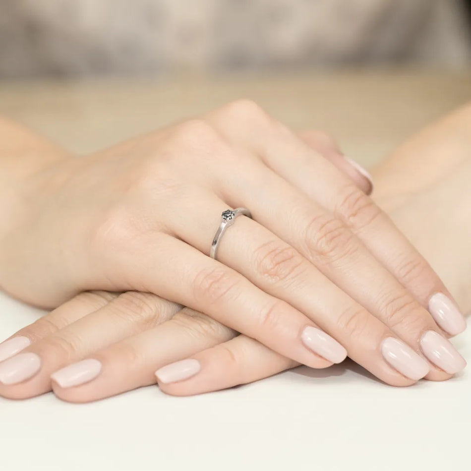zlatý prsteň s 0,035 ct čiernymi diamantmi w0100-dib-01