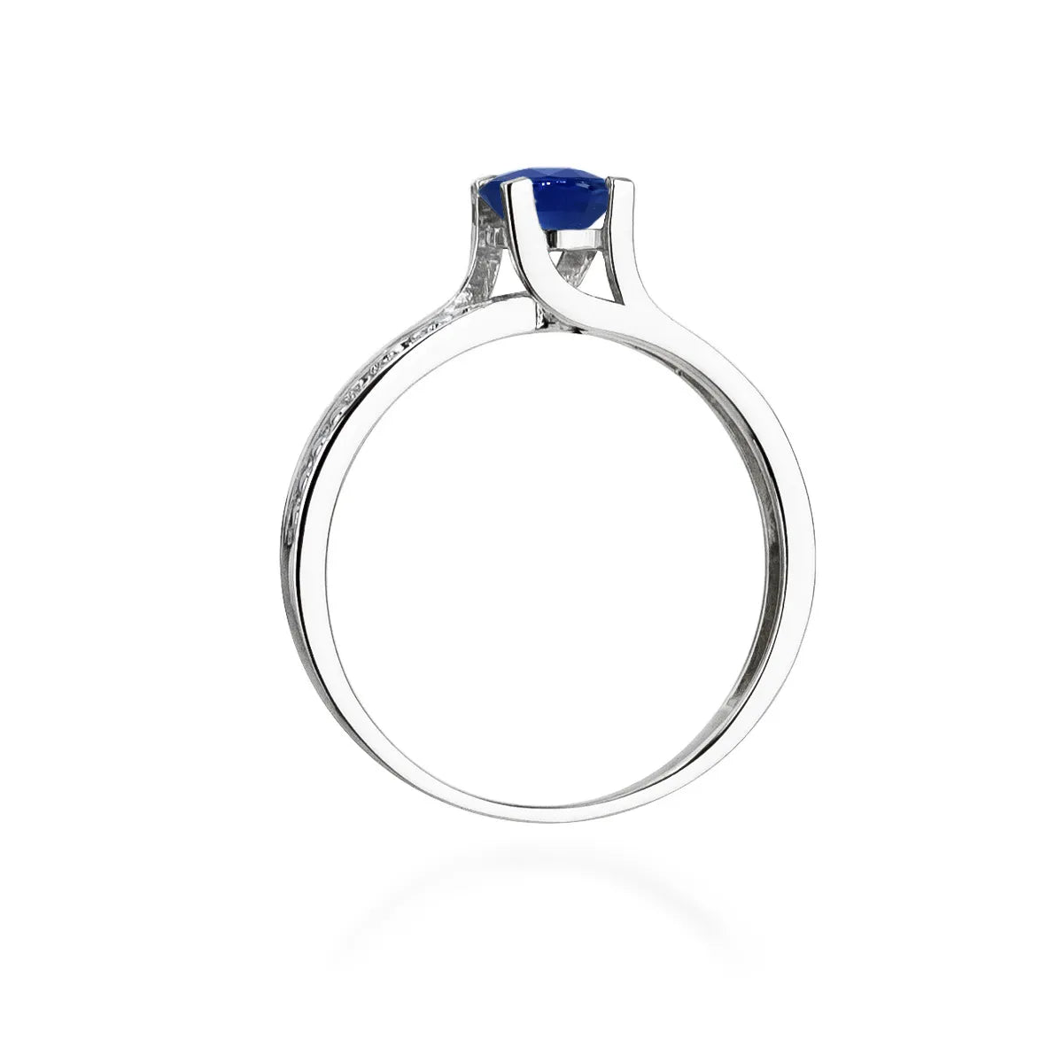 gold-ring-with-0-50ct-sapphire-and-0-03ct-diamonds-w0106-sab-01
