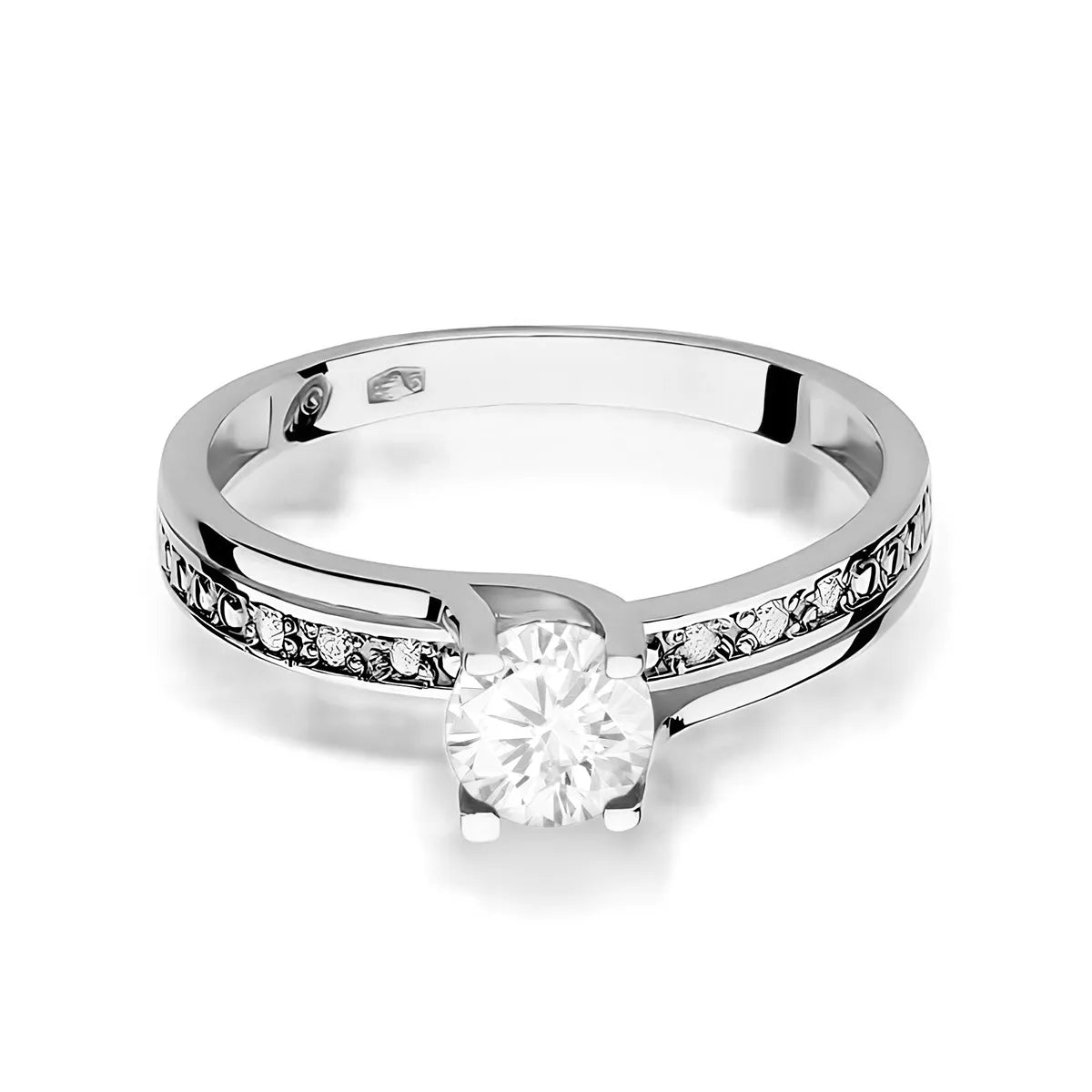 gold-ring-with-0-60ct-white-sapphire-and-0-03ct-diamonds-w0106-saw-01