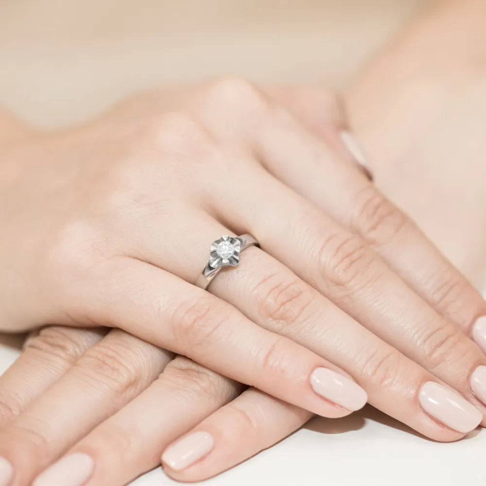 gold-ring-with-0-20ct-diamond-w0155-diw-02