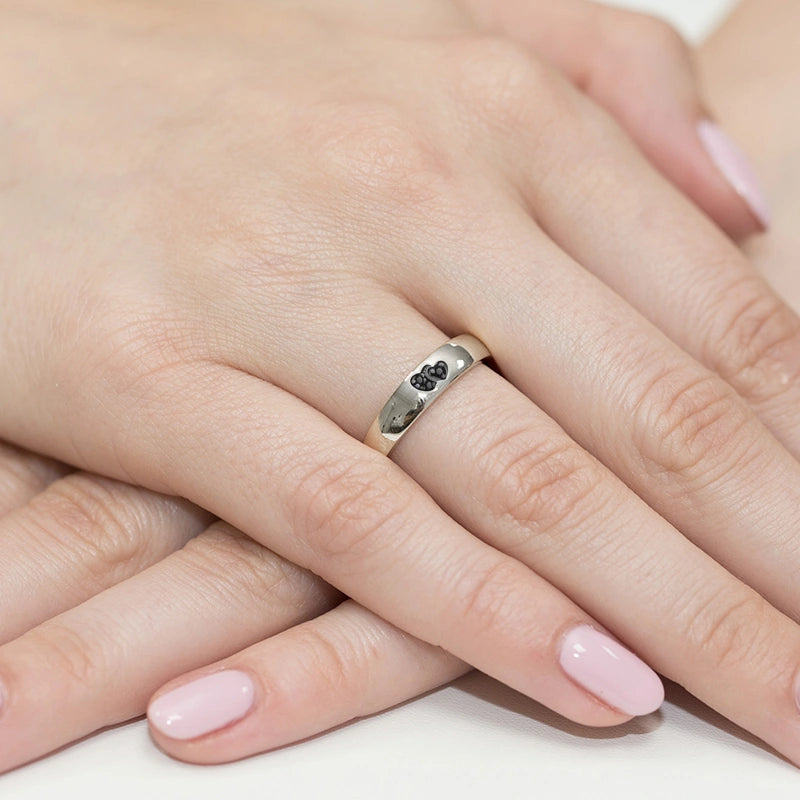 gold-ring-with-0-019ct-black-diamonds-w0189-dib-01