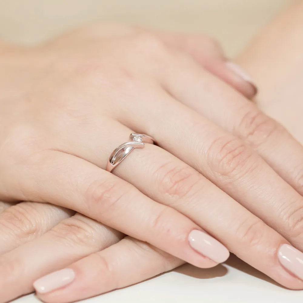 zlatý-prsteň-s-diamantom-0-08ct-w0191-diw-02