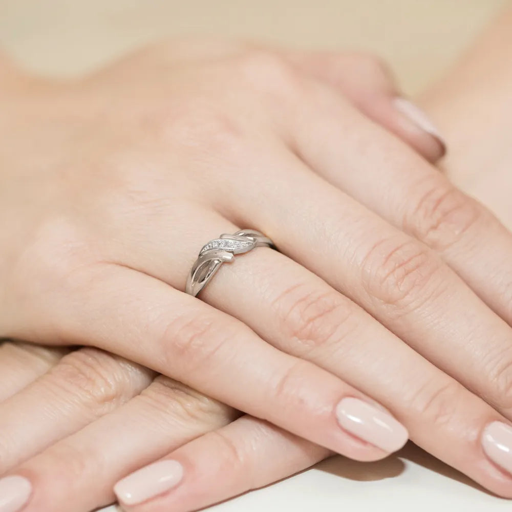 zlatý prsteň s diamantmi 0,015 ct w0192-diw-01