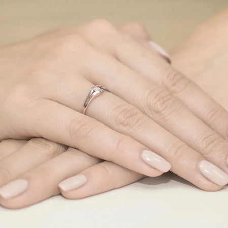 gold-ring-with-0-08ct-diamond-w0207-diw-01