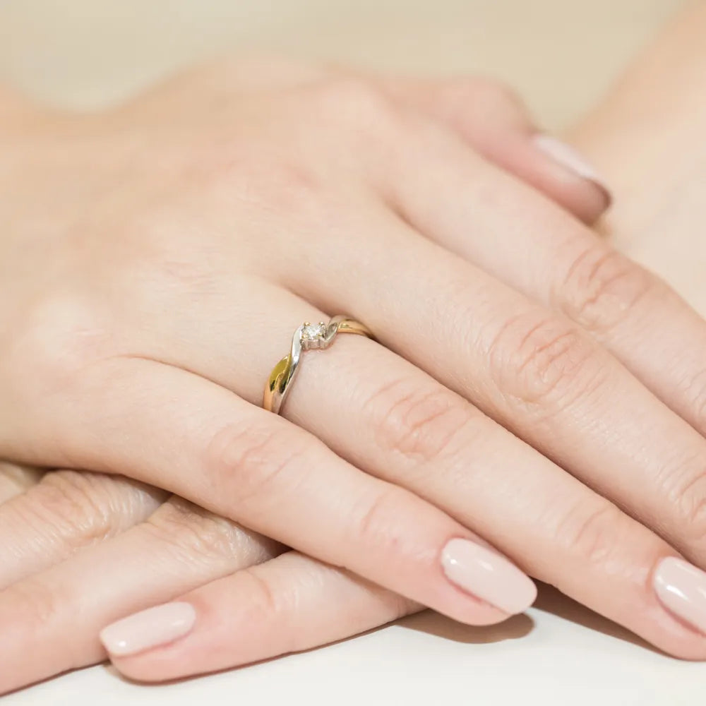 zlatý prsteň s diamantom 0,10 ct w0208-diw-02