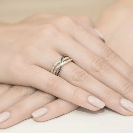 zlatý-prsteň-s-diamantmi-w0215-dib-01