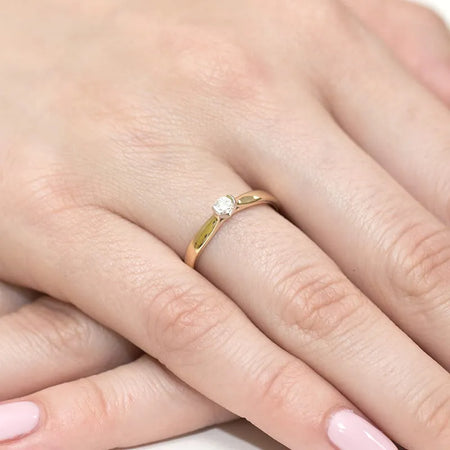 gold-ring-with-0-10ct-diamond-w0223-diw-02