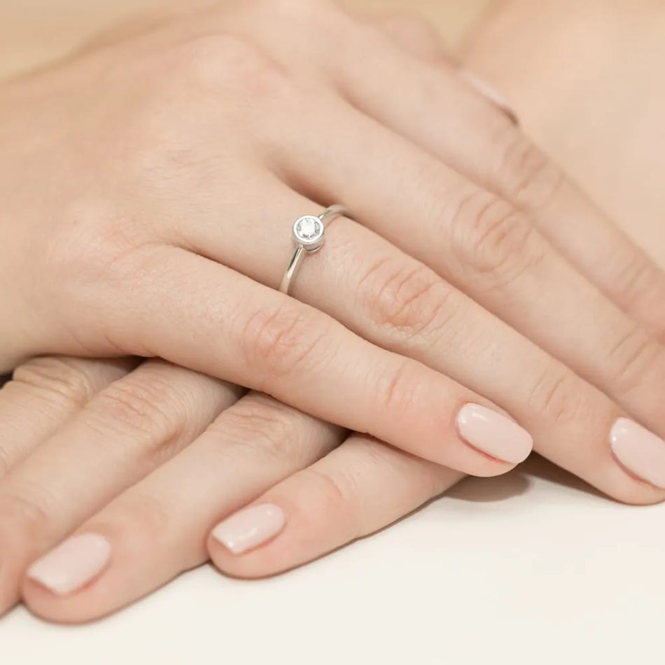 zlatý-prsteň-s-diamantom-0-25ct-w0224-diw-03