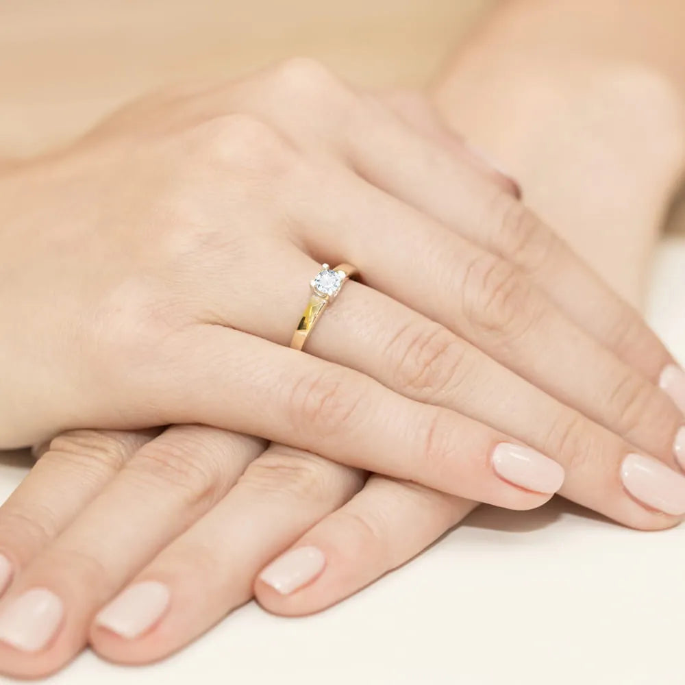 gold-ring-with-0-30ct-diamond-w0225-diw-05