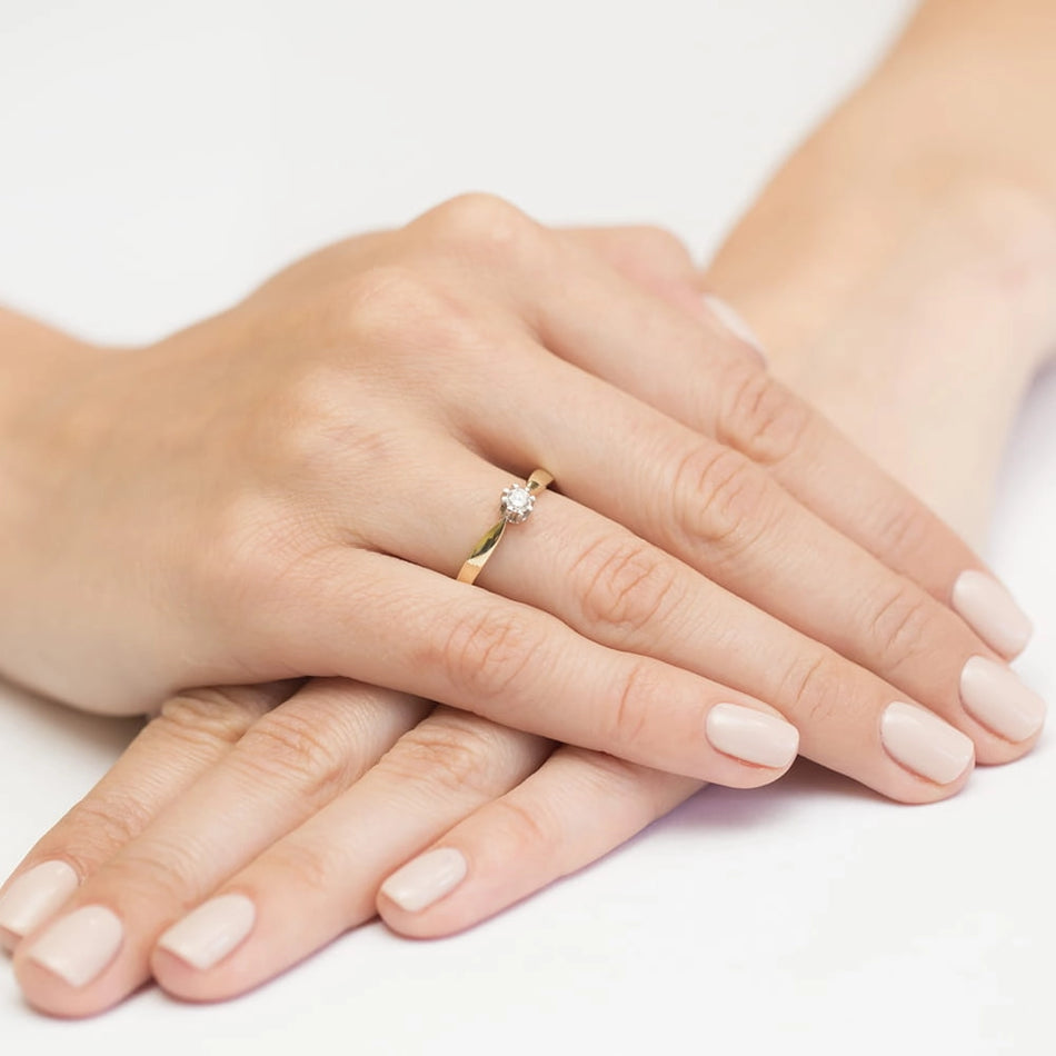 Zlatý prsteň s 0,25 ct lab-grown diamantom