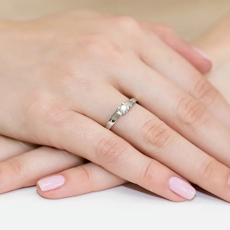 zlatý-prsteň-s-diamantom-0-12ct-w0246-diw-01