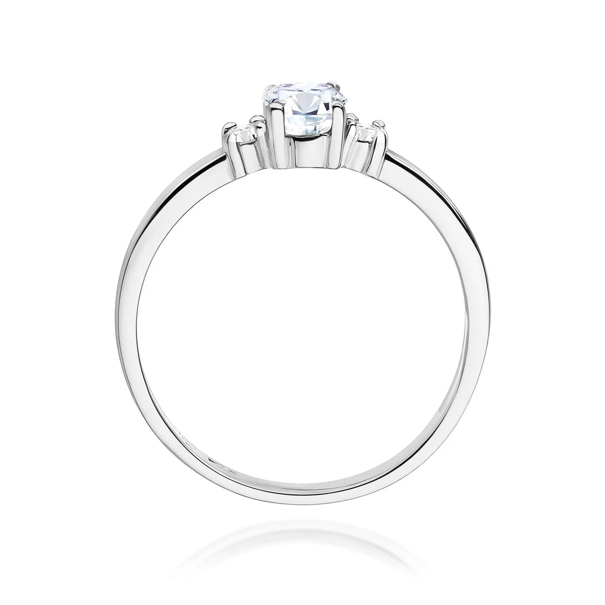 Prsteň z bieleho zlata s 0,40 ct a 0,08 ct lab-grown diamantmi